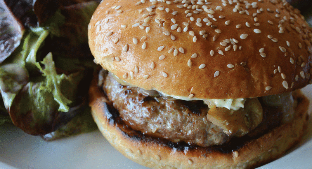 Avanti lamb burger