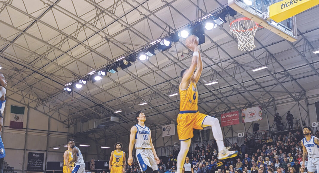 Santa-Cruz-Warriors-10-years